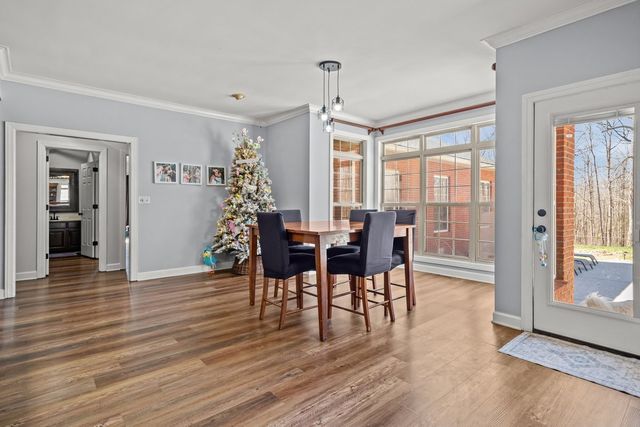 662 Oak Shadow Dr, New Johnsonville, TN 37134