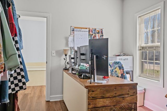 662 Oak Shadow Dr, New Johnsonville, TN 37134