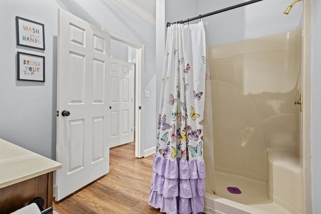 662 Oak Shadow Dr, New Johnsonville, TN 37134