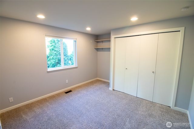 18217 NE 21st Street, Redmond, WA 98052