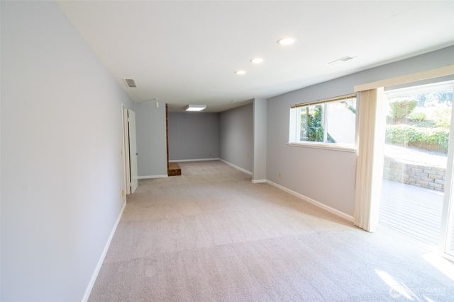 18217 NE 21st Street, Redmond, WA 98052
