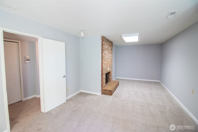 18217 NE 21st Street, Redmond, WA 98052