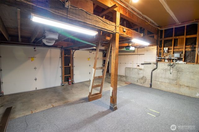 18217 NE 21st Street, Redmond, WA 98052