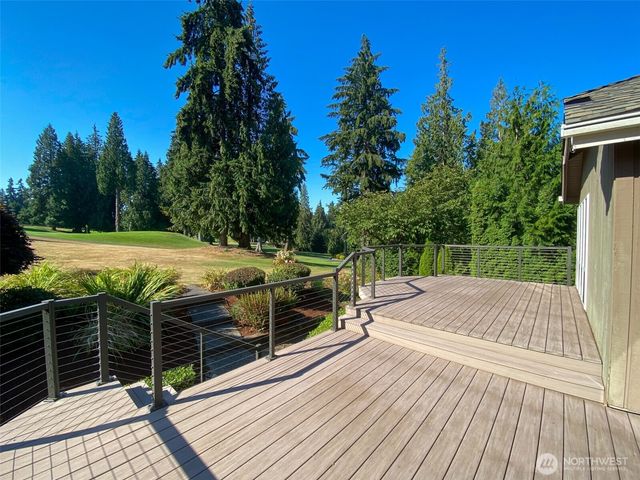 18217 NE 21st Street, Redmond, WA 98052