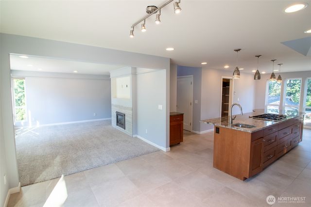 18217 NE 21st Street, Redmond, WA 98052