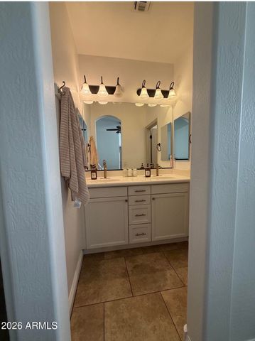 1377 S CHAPARRAL Boulevard, Gilbert, AZ 85296