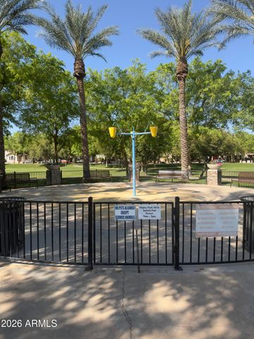 1377 S CHAPARRAL Boulevard, Gilbert, AZ 85296