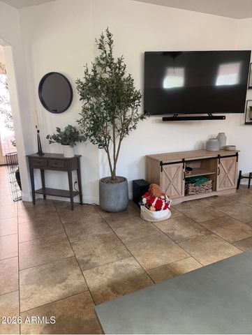 1377 S CHAPARRAL Boulevard, Gilbert, AZ 85296