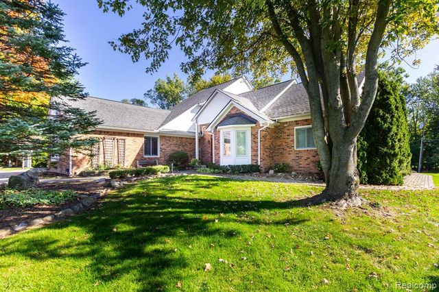 24924 Glenda Street, Novi, MI 48375