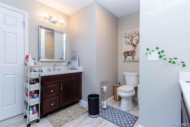 24924 Glenda Street, Novi, MI 48375