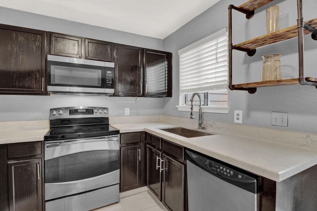 3813 Landmark Drive, Missouri City, TX 77459