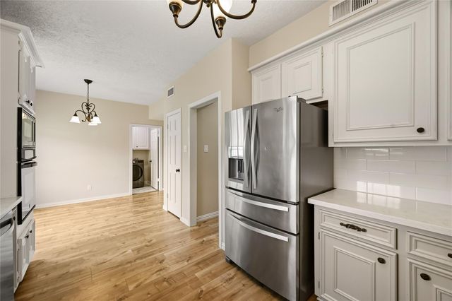 706 Fernglade Drive, Richmond, TX 77406