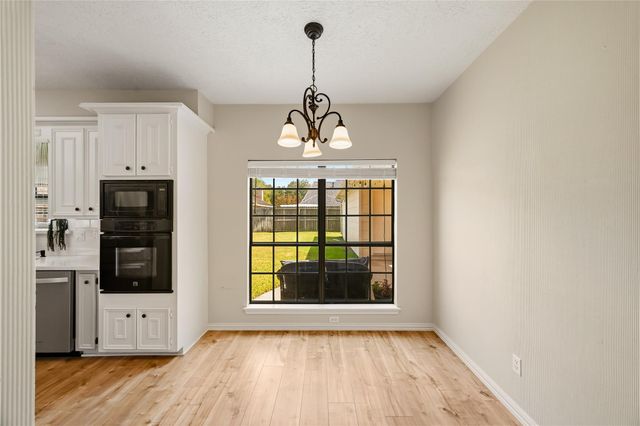 706 Fernglade Drive, Richmond, TX 77406
