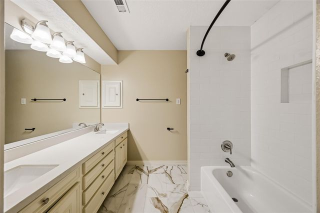 706 Fernglade Drive, Richmond, TX 77406