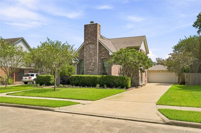 706 Fernglade Drive, Richmond, TX 77406