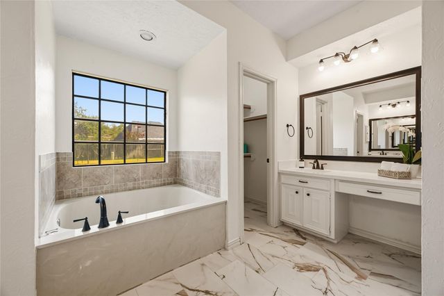 706 Fernglade Drive, Richmond, TX 77406
