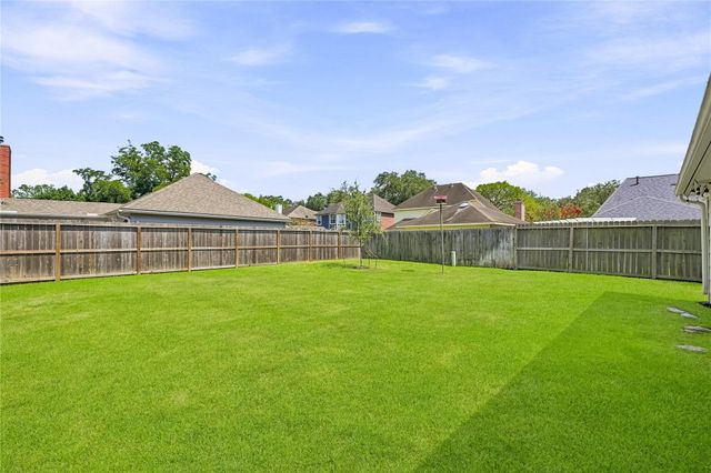 706 Fernglade Drive, Richmond, TX 77406