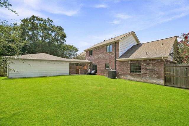706 Fernglade Drive, Richmond, TX 77406
