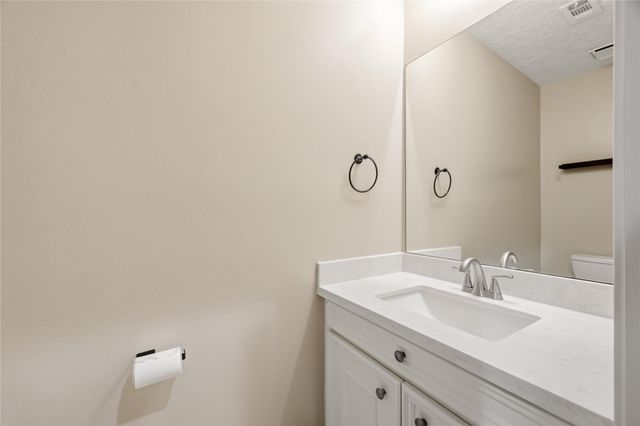 706 Fernglade Drive, Richmond, TX 77406