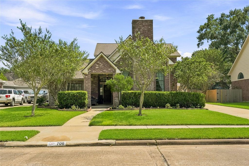 706 Fernglade Drive, Richmond, TX 77406