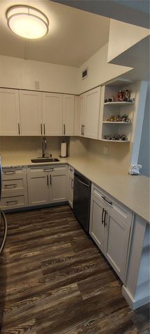 7441 Wayne Ave 15i, Miami Beach, FL 33141