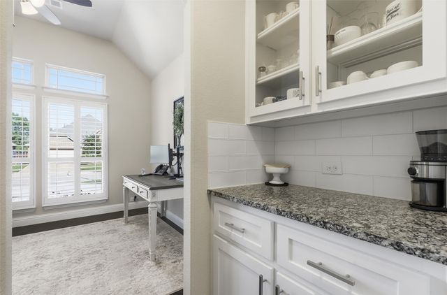 4013 Las Colina Drive, Fort Worth, TX 76179