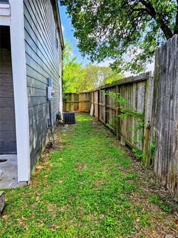 12410 Sungate Lane, Houston, TX 77071