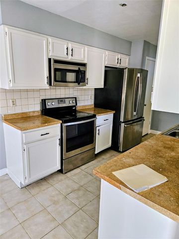 12410 Sungate Lane, Houston, TX 77071