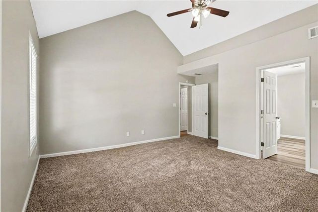 4489 Chestnut Lake Avenue, Lithonia, GA 30038