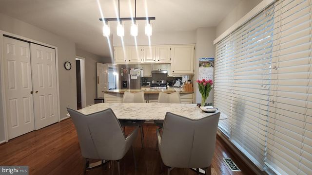 6453 SPRINGHOUSE CIR, Clifton, VA 20124