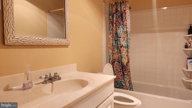 6453 SPRINGHOUSE CIR, Clifton, VA 20124