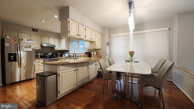 6453 SPRINGHOUSE CIR, Clifton, VA 20124