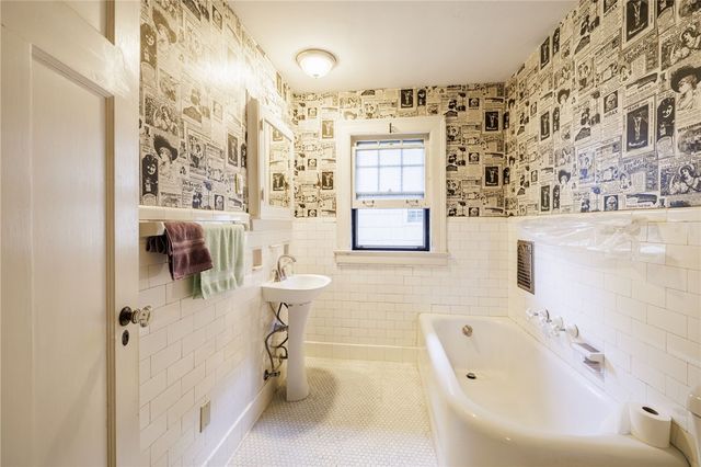 336 Canterbury Road, Rochester, NY 14607