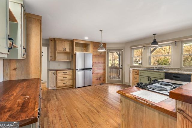 1641 Bennett Springs Drive, Greensboro, GA 30642