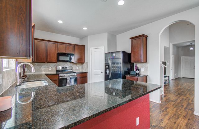 1703 Thornhampton Court, Houston, TX 77014