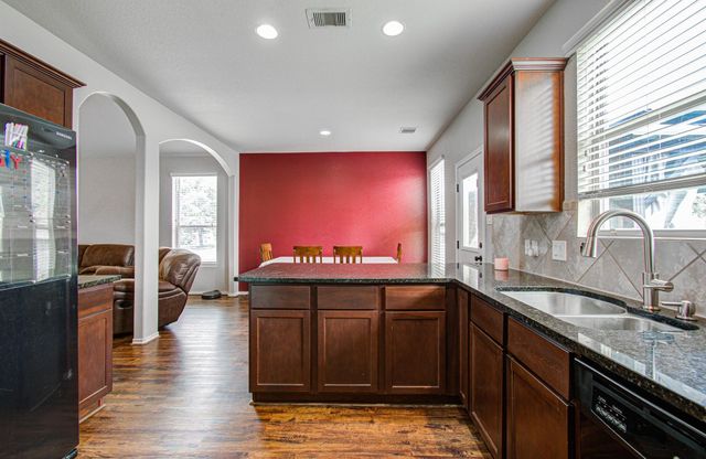 1703 Thornhampton Court, Houston, TX 77014