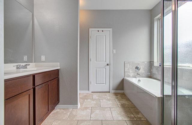 1703 Thornhampton Court, Houston, TX 77014