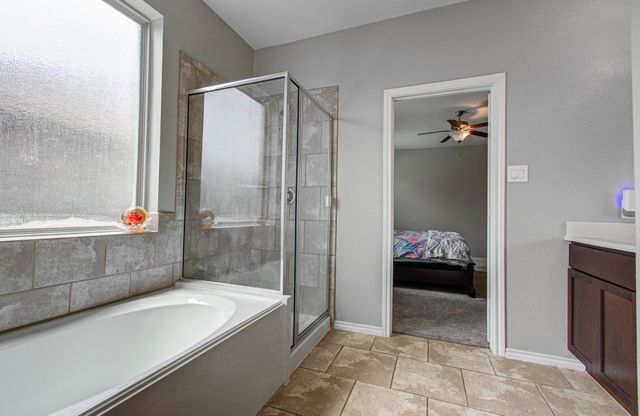 1703 Thornhampton Court, Houston, TX 77014
