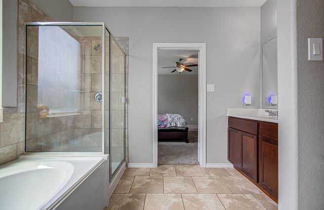1703 Thornhampton Court, Houston, TX 77014