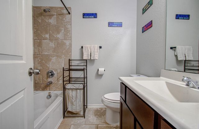 1703 Thornhampton Court, Houston, TX 77014
