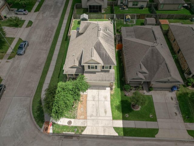 1703 Thornhampton Court, Houston, TX 77014