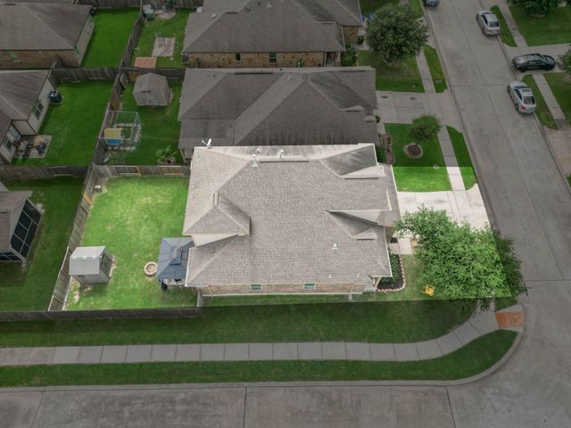 1703 Thornhampton Court, Houston, TX 77014