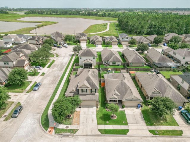 1703 Thornhampton Court, Houston, TX 77014