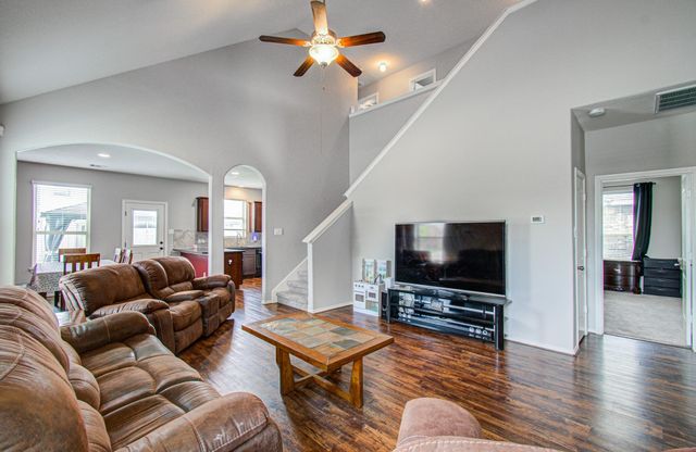 1703 Thornhampton Court, Houston, TX 77014