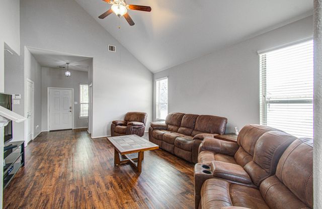 1703 Thornhampton Court, Houston, TX 77014