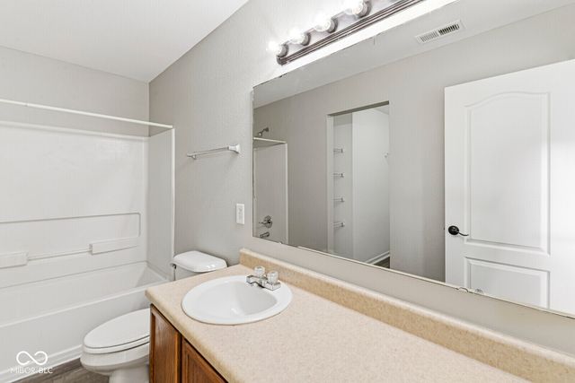 8215 Wheatfield Court, Indianapolis, IN 46113