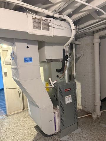 7401 S Mccook Avenue, Hammond, IN 46323