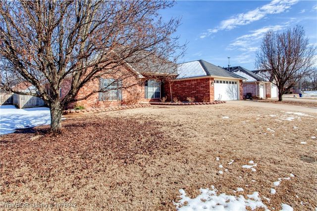 8901 16th Street, Fort Smith, AR 72908