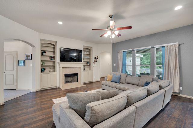 5009 Prosperity Row, Midlothian, TX 76065