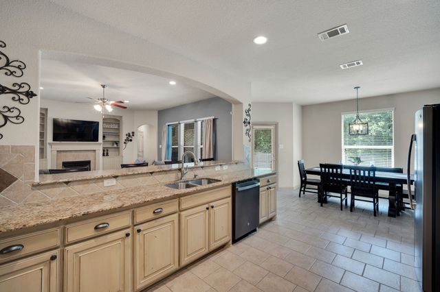 5009 Prosperity Row, Midlothian, TX 76065